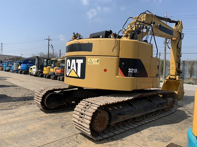 CAT 321DLCR - حفار زحاف: صورة 5 CAT 321DLCR - حفار زحاف: صورة 5