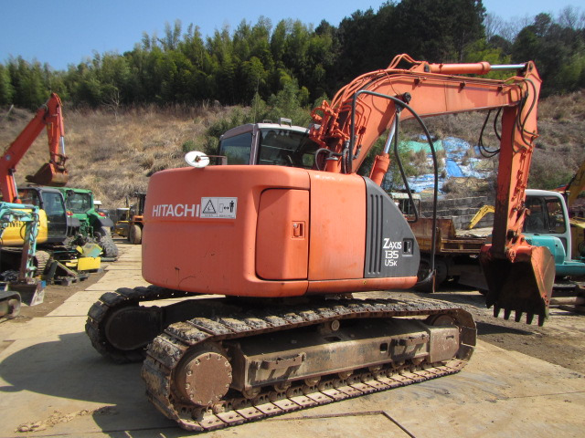 HITACHI ZX135USK - حفار زحاف: صورة 4 HITACHI ZX135USK - حفار زحاف: صورة 4