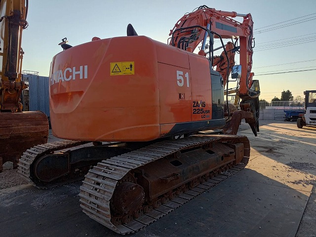 HITACHI ZX225USRLCMH-5B - حفار زحاف: صورة 5 HITACHI ZX225USRLCMH-5B - حفار زحاف: صورة 5