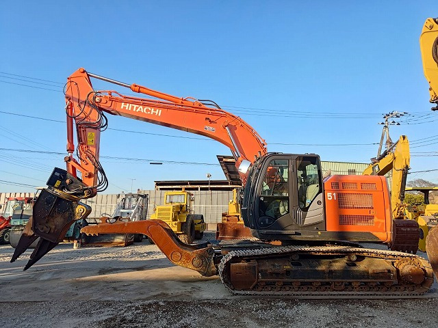 HITACHI ZX225USRLCMH-5B - حفار زحاف: صورة 2 HITACHI ZX225USRLCMH-5B - حفار زحاف: صورة 2