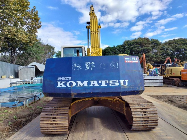 KOMATSU PC200LC-5 - حفار زحاف: صورة 3 KOMATSU PC200LC-5 - حفار زحاف: صورة 3
