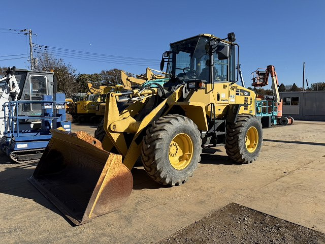 KOMATSU WA100-6 - اللودر بعجل: صورة 1 KOMATSU WA100-6 - اللودر بعجل: صورة 1
