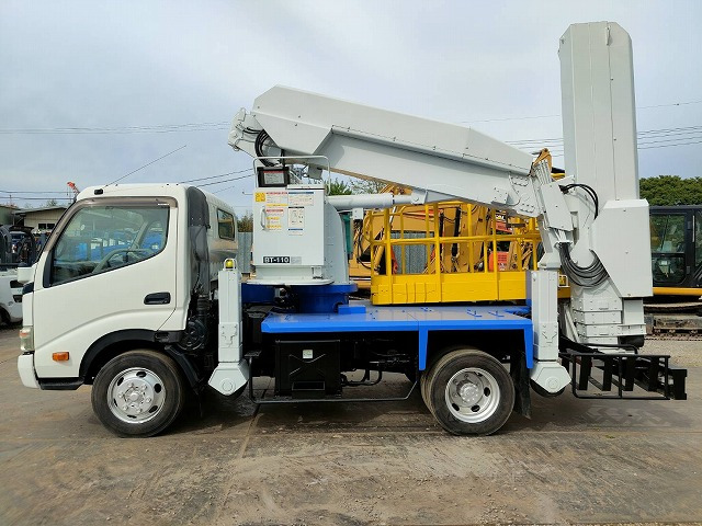 TADANO BT-110-1 - منصة تلسكوبية محمولة على شاحنة: صورة 2 TADANO BT-110-1 - منصة تلسكوبية محمولة على شاحنة: صورة 2