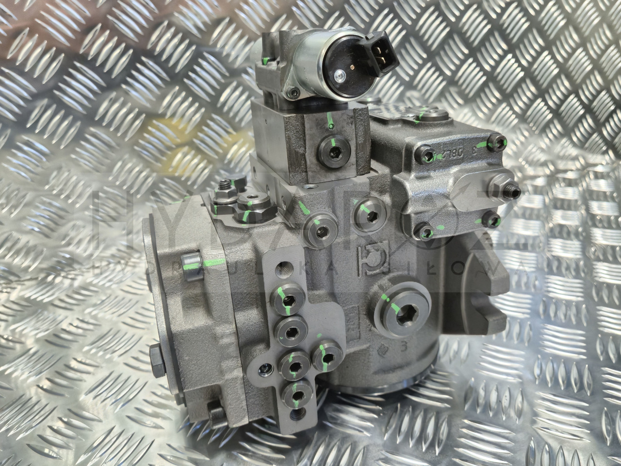 Doppstadt pump M4PV28-28 Bondioli & Pavesi HP Hydraulic M4PV28-28O225AL3B-080 M4PV28-28O225AR6B-I7 - مضخة هيدروليكية: صورة 4 Doppstadt pump M4PV28-28 Bondioli & Pavesi HP Hydraulic M4PV28-28O225AL3B-080 M4PV28-28O225AR6B-I7 - مضخة هيدروليكية: صورة 4