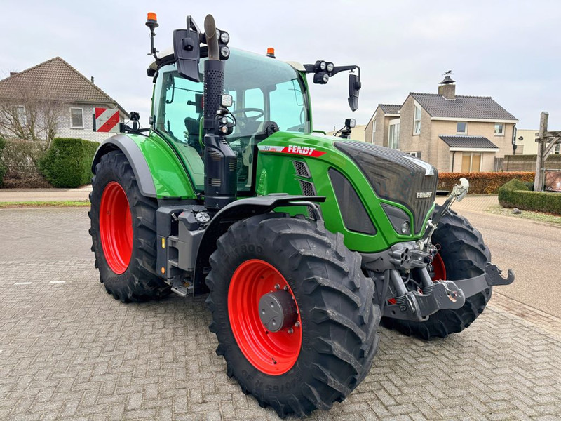 Fendt 718 Vario Power+ Gen 6 - جرار: صورة 4 Fendt 718 Vario Power+ Gen 6 - جرار: صورة 4