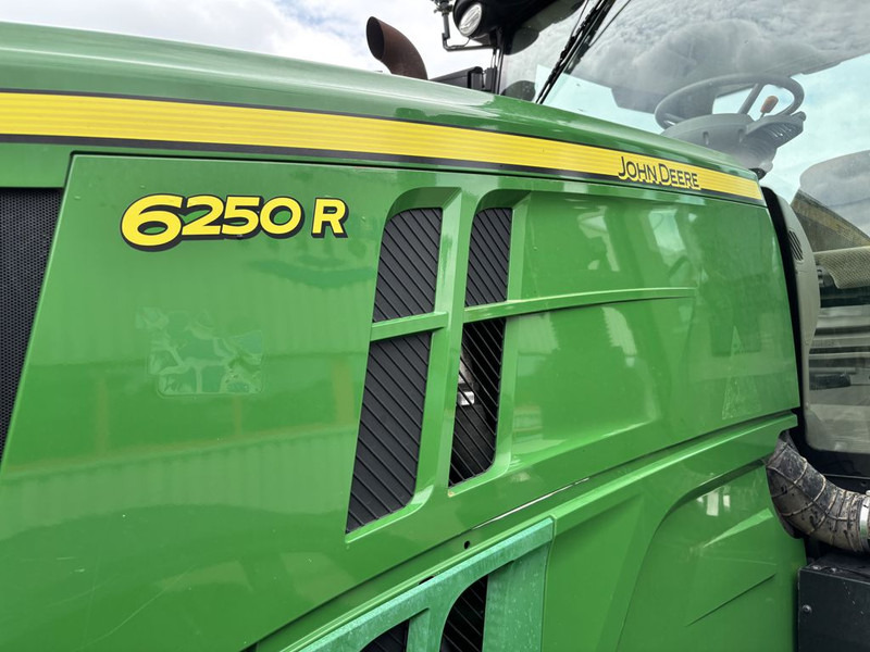 جرار John Deere 6250R Ultimate Edition Autopowr: صورة 19