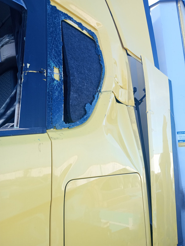 SCANIA R460 SUPER, Location: Villareal, Spain SCANIA R460 SUPER, Location: Villareal, Spain: صورة 22 SCANIA R460 SUPER, Location: Villareal, Spain SCANIA R460 SUPER, Location: Villareal, Spain: صورة 22