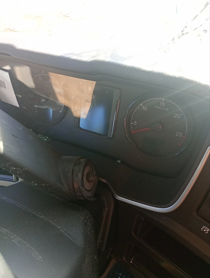 SCANIA R460 SUPER, Location: Villareal, Spain SCANIA R460 SUPER, Location: Villareal, Spain: صورة 14 SCANIA R460 SUPER, Location: Villareal, Spain SCANIA R460 SUPER, Location: Villareal, Spain: صورة 14