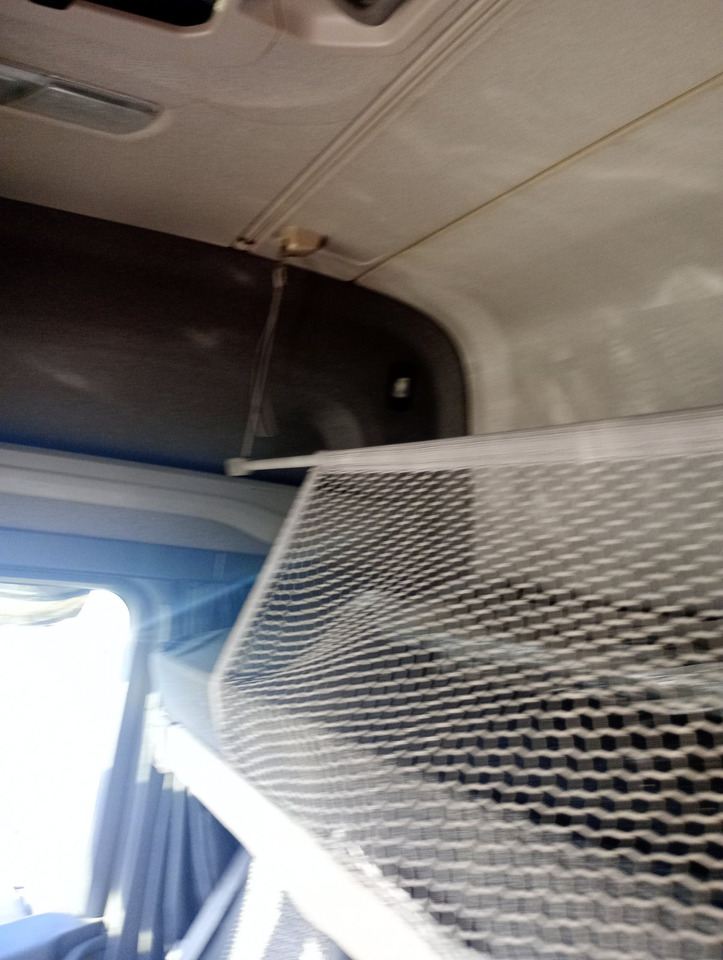 SCANIA R460 SUPER, Location: Villareal, Spain SCANIA R460 SUPER, Location: Villareal, Spain: صورة 18 SCANIA R460 SUPER, Location: Villareal, Spain SCANIA R460 SUPER, Location: Villareal, Spain: صورة 18