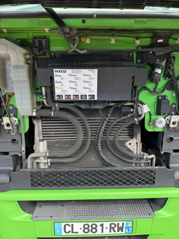 Iveco Stralis AS260S50Y/FS *500 CV*INTARDER - شاحنات مسطحة: صورة 5 Iveco Stralis AS260S50Y/FS *500 CV*INTARDER - شاحنات مسطحة: صورة 5