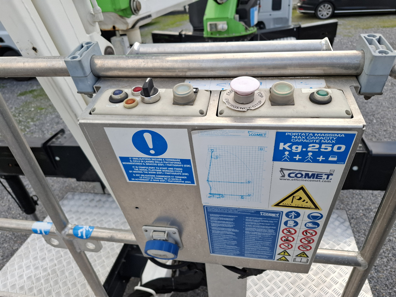 جديدة منصة تلسكوبية محمولة على شاحنة IVECO Eurocargo ML120EL18 Comet 31-17 HQ: صورة 46 جديدة منصة تلسكوبية محمولة على شاحنة IVECO Eurocargo ML120EL18 Comet 31-17 HQ: صورة 46