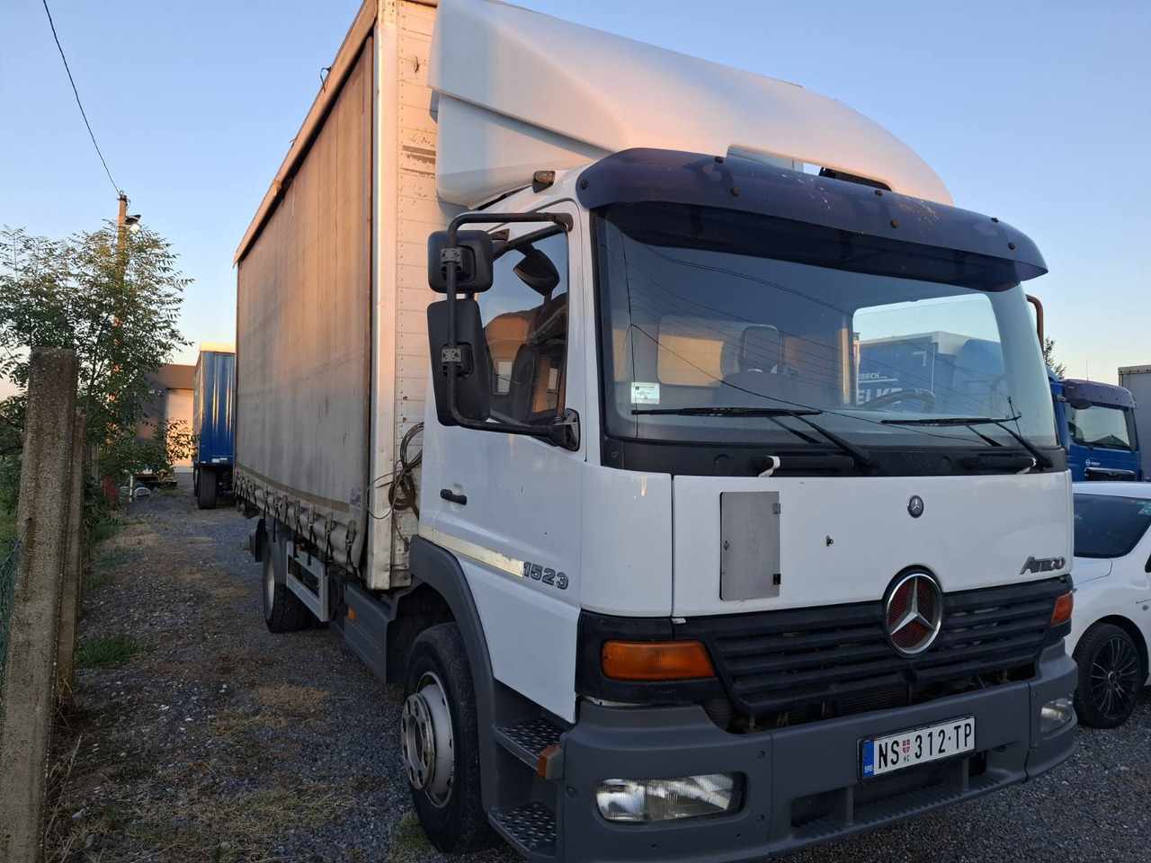 MERCEDES-BENZ ATEGO 1523 - شاحنة: صورة 2 MERCEDES-BENZ ATEGO 1523 - شاحنة: صورة 2
