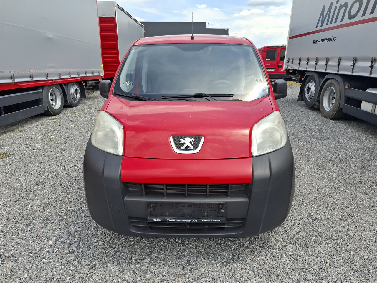 PEUGEOT Peugeot Bipper 1.3 HDI - شاحنة التوصيل: صورة 2 PEUGEOT Peugeot Bipper 1.3 HDI - شاحنة التوصيل: صورة 2