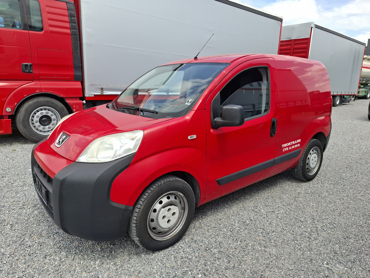 PEUGEOT Peugeot Bipper 1.3 HDI - شاحنة التوصيل: صورة 3 PEUGEOT Peugeot Bipper 1.3 HDI - شاحنة التوصيل: صورة 3