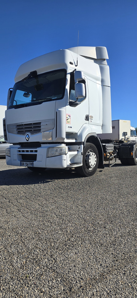 RENAULT PRENIUM - وحدة جر: صورة 1 RENAULT PRENIUM - وحدة جر: صورة 1