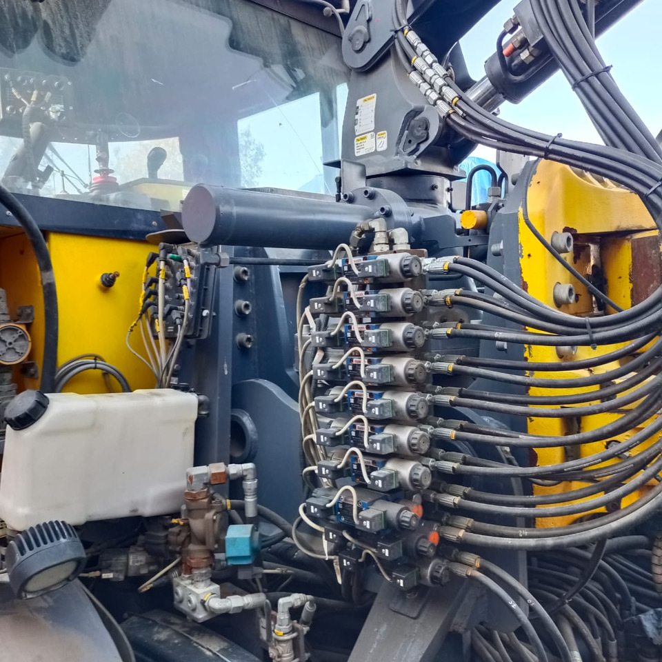 EPIROC BOLTEC S - آلة التعدين: صورة 3 EPIROC BOLTEC S - آلة التعدين: صورة 3