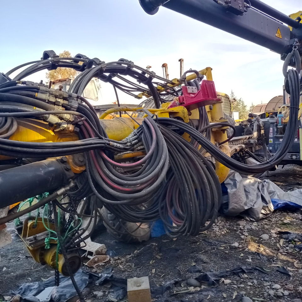 EPIROC BOLTEC S - آلة التعدين: صورة 4 EPIROC BOLTEC S - آلة التعدين: صورة 4