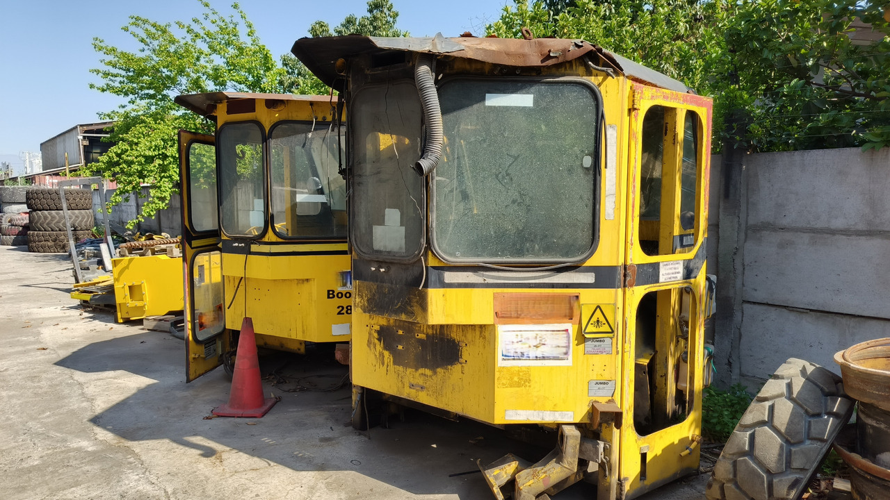 EPIROC BOOMER 282S (CABINAS) - آلة التعدين: صورة 3 EPIROC BOOMER 282S (CABINAS) - آلة التعدين: صورة 3