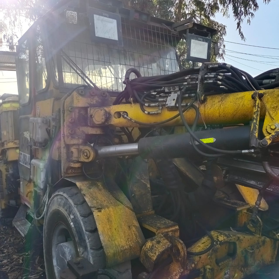 EPIROC BOOMER 282S - آلة التعدين: صورة 2 EPIROC BOOMER 282S - آلة التعدين: صورة 2