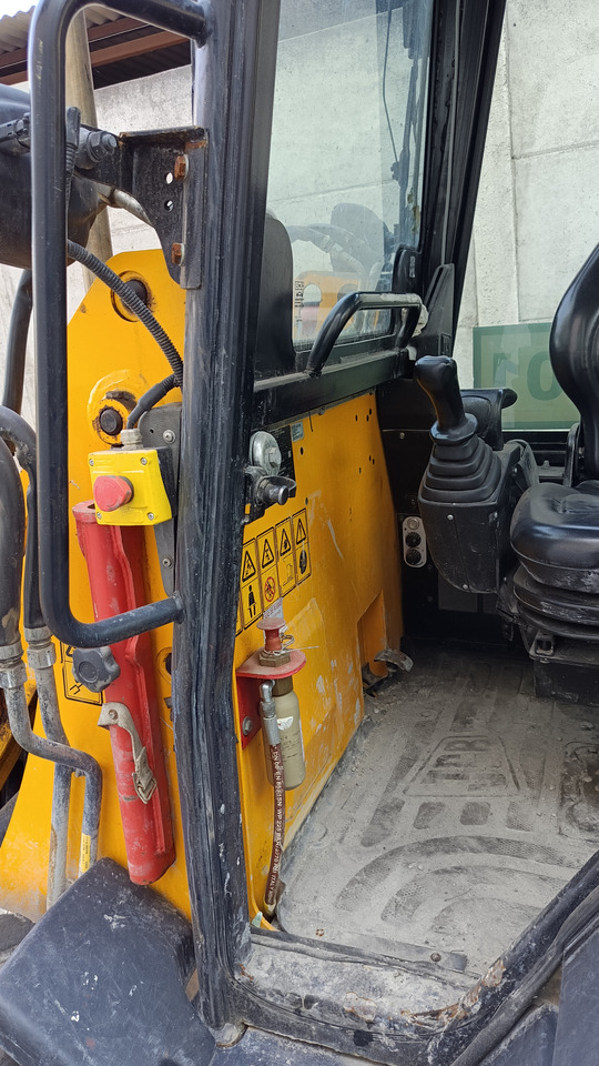 JCB 1CX 08M3WL - حفارة مُصَّغرة: صورة 5 JCB 1CX 08M3WL - حفارة مُصَّغرة: صورة 5