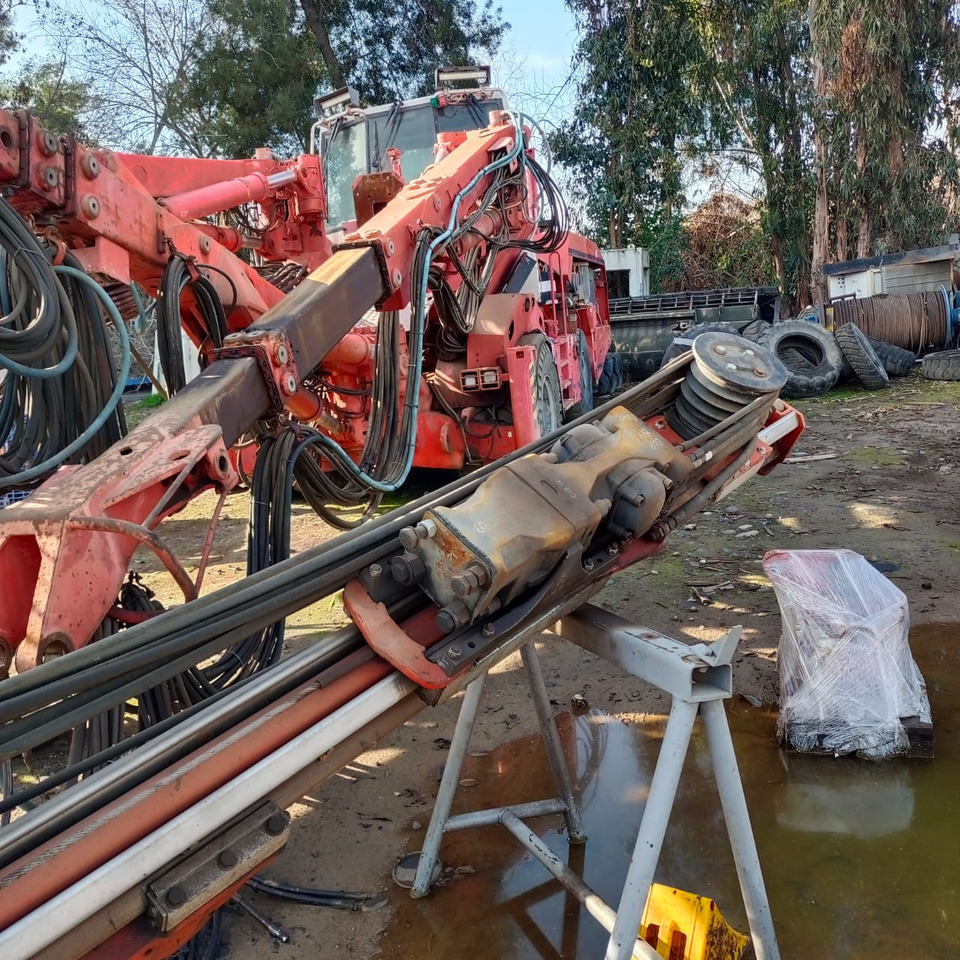 Sandvik DT1131-SC DT1230i - آلة التعدين: صورة 3 Sandvik DT1131-SC DT1230i - آلة التعدين: صورة 3