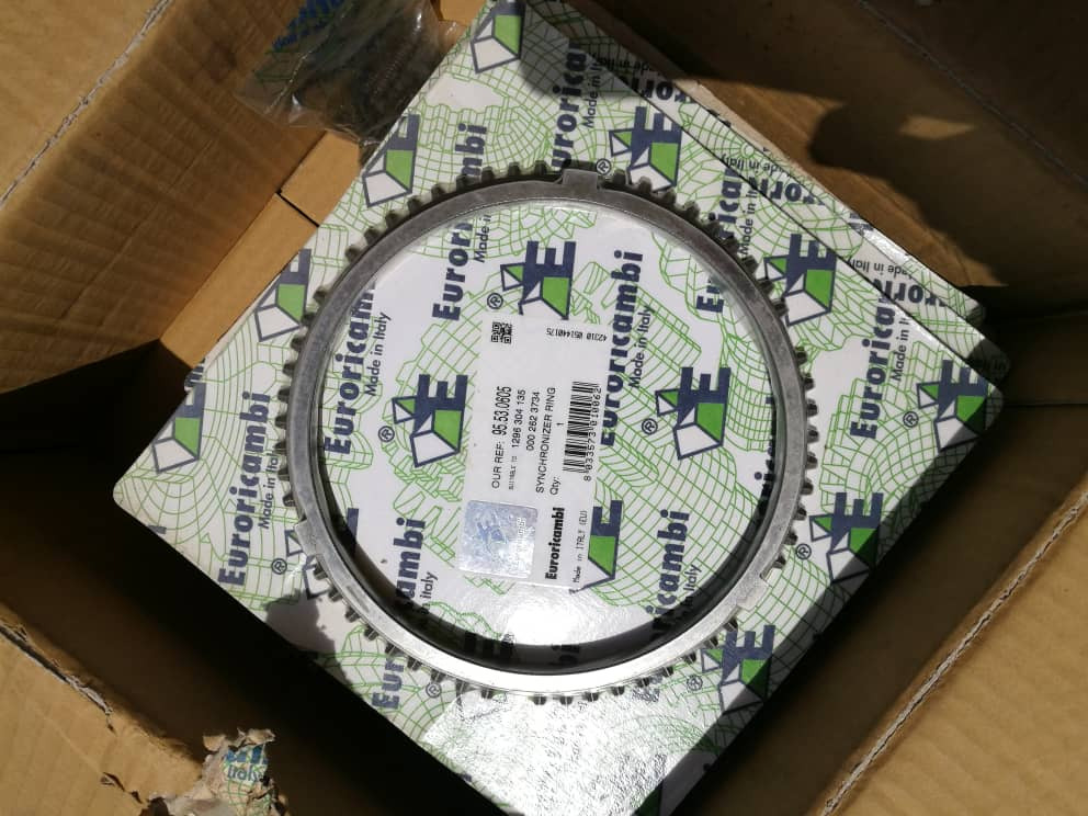 Euroricambi synchronizerkit ZF 112,130,160,190 - علبة التروس و قطع الغيار: صورة 4 Euroricambi synchronizerkit ZF 112,130,160,190 - علبة التروس و قطع الغيار: صورة 4