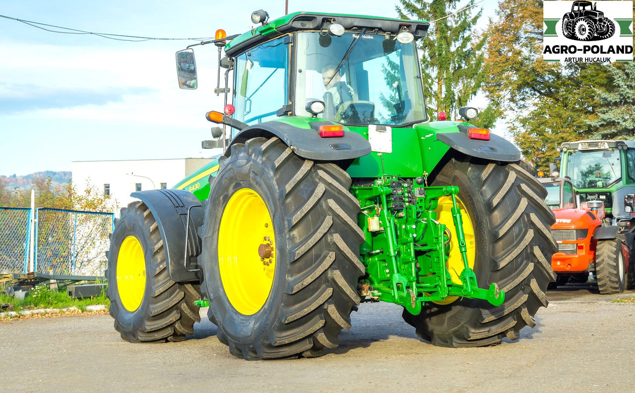 JOHN DEERE 8430 - 2008 ROK - 50 km/h 11.206 h - جرار: صورة 4 JOHN DEERE 8430 - 2008 ROK - 50 km/h 11.206 h - جرار: صورة 4
