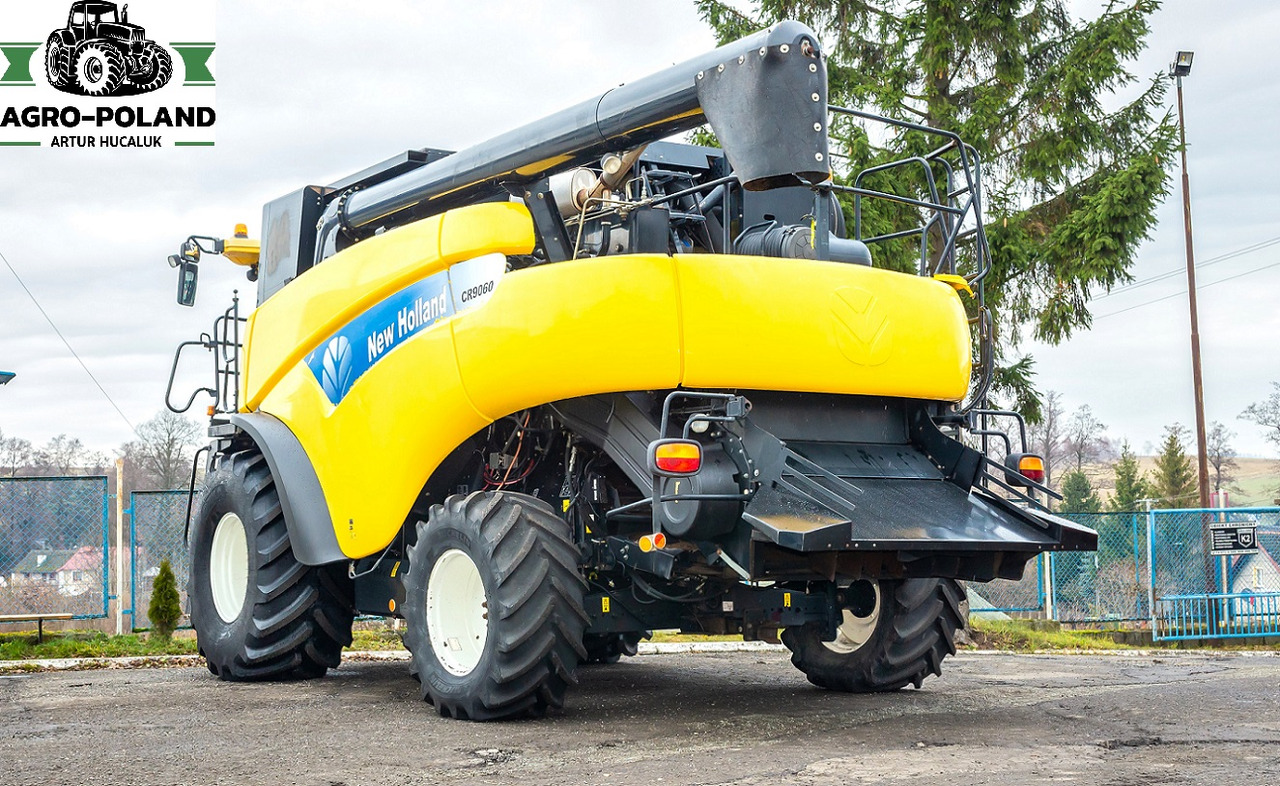 NEW HOLLAND CR 9060 - 2008 - 2554 h + HEDER 6,09 M - حصادة موحَّدة: صورة 5 NEW HOLLAND CR 9060 - 2008 - 2554 h + HEDER 6,09 M - حصادة موحَّدة: صورة 5
