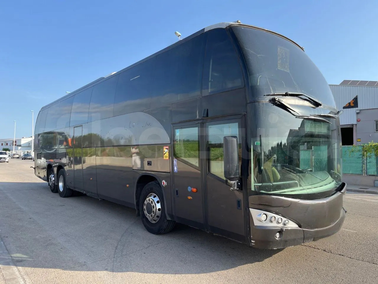 Beulas Man Glory - مركبة كوتش: صورة 1 Beulas Man Glory - مركبة كوتش: صورة 1