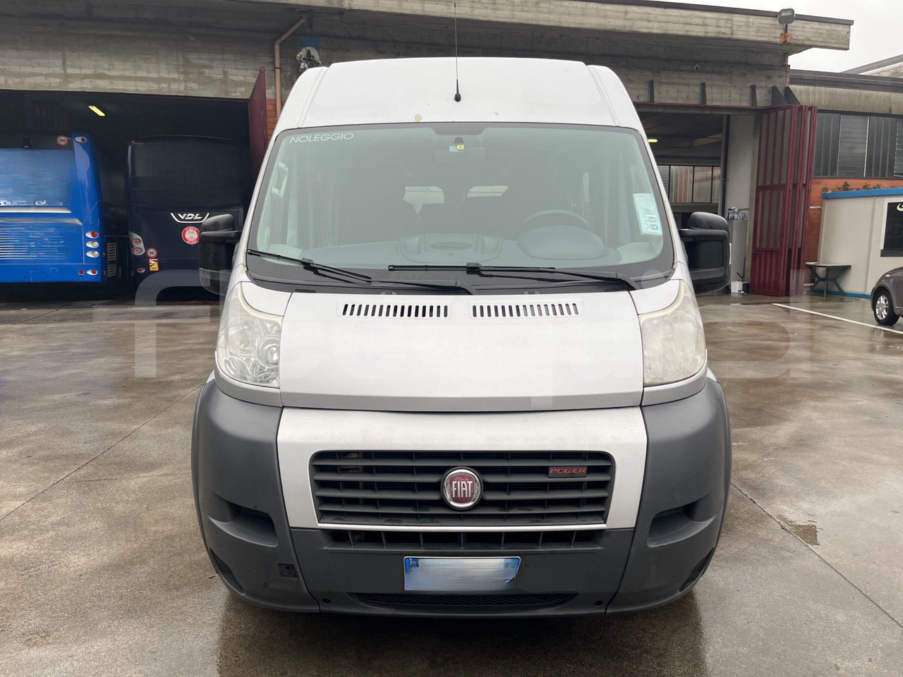 Fiat Ducato - مركبة كوتش: صورة 2 Fiat Ducato - مركبة كوتش: صورة 2