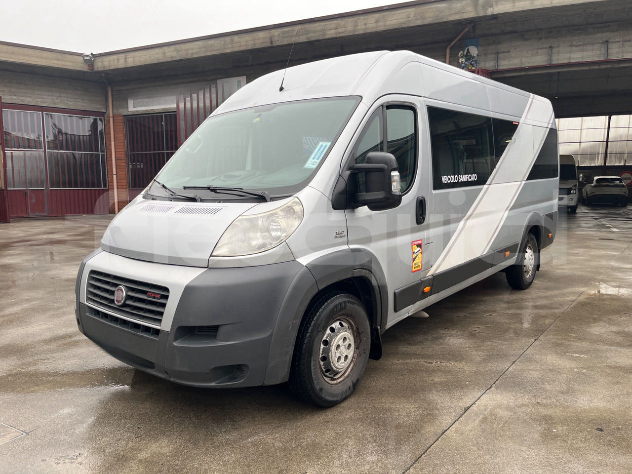 Fiat Ducato - مركبة كوتش: صورة 4 Fiat Ducato - مركبة كوتش: صورة 4