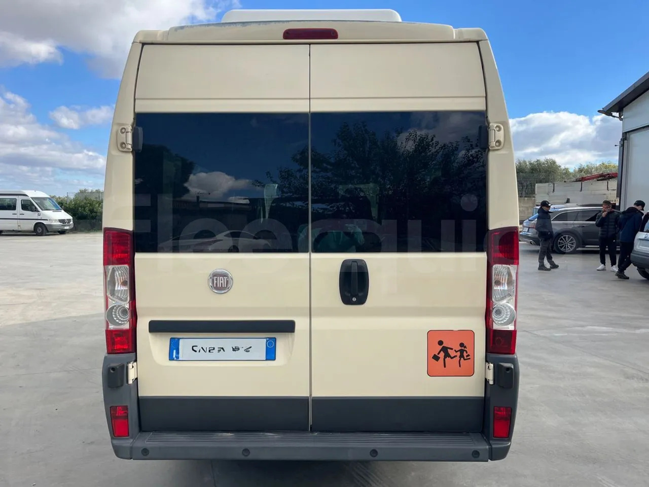 Fiat Ducato - حافلة مدرسية: صورة 5 Fiat Ducato - حافلة مدرسية: صورة 5