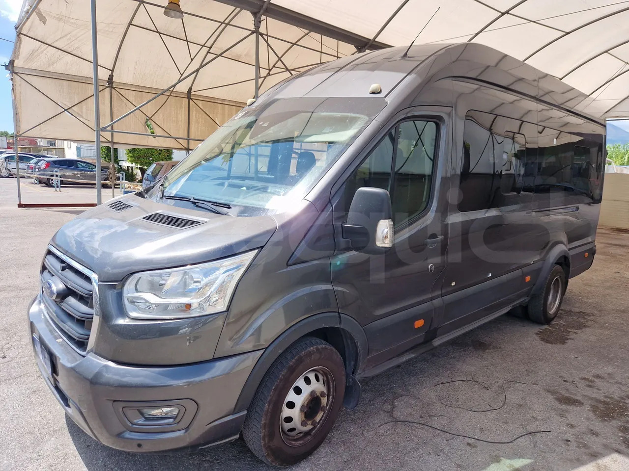 Ford Transit - حافلة سوبربان: صورة 4 Ford Transit - حافلة سوبربان: صورة 4