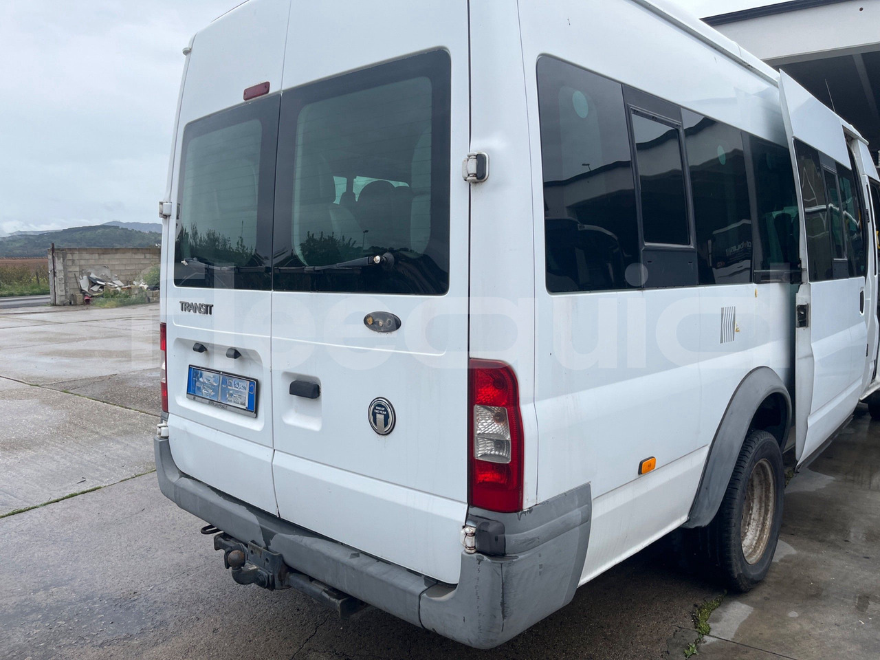 Ford Transit - حافلة صغيرة, ميكروباص: صورة 5 Ford Transit - حافلة صغيرة, ميكروباص: صورة 5
