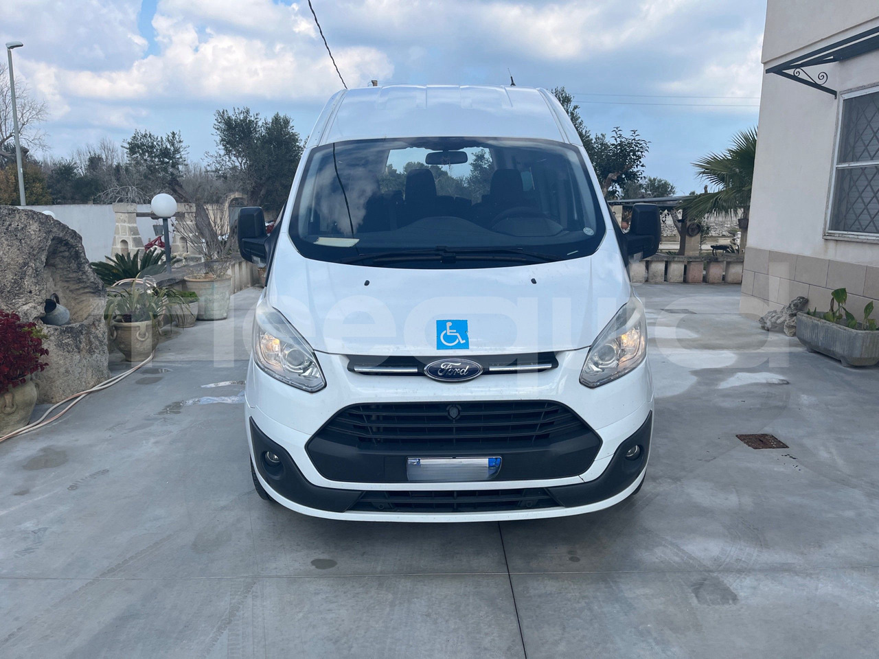 Ford Transit - حافلة صغيرة, ميكروباص: صورة 2 Ford Transit - حافلة صغيرة, ميكروباص: صورة 2