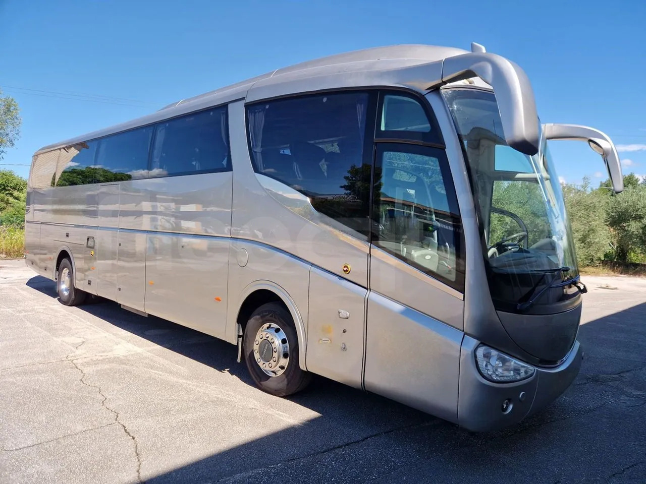 Irizar Scania - مركبة كوتش: صورة 1 Irizar Scania - مركبة كوتش: صورة 1