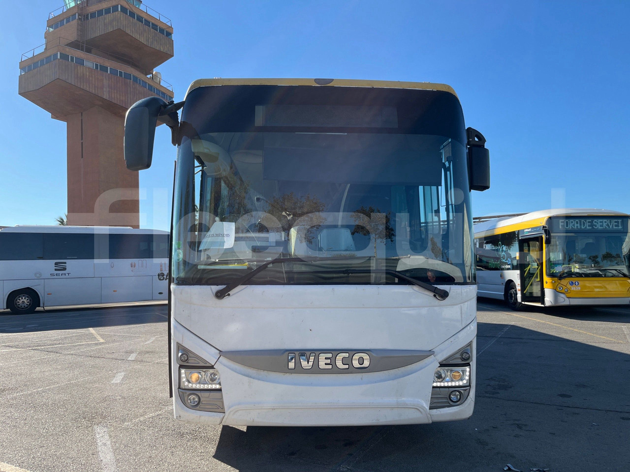 Iveco Crossway - حافلة سوبربان: صورة 2 Iveco Crossway - حافلة سوبربان: صورة 2