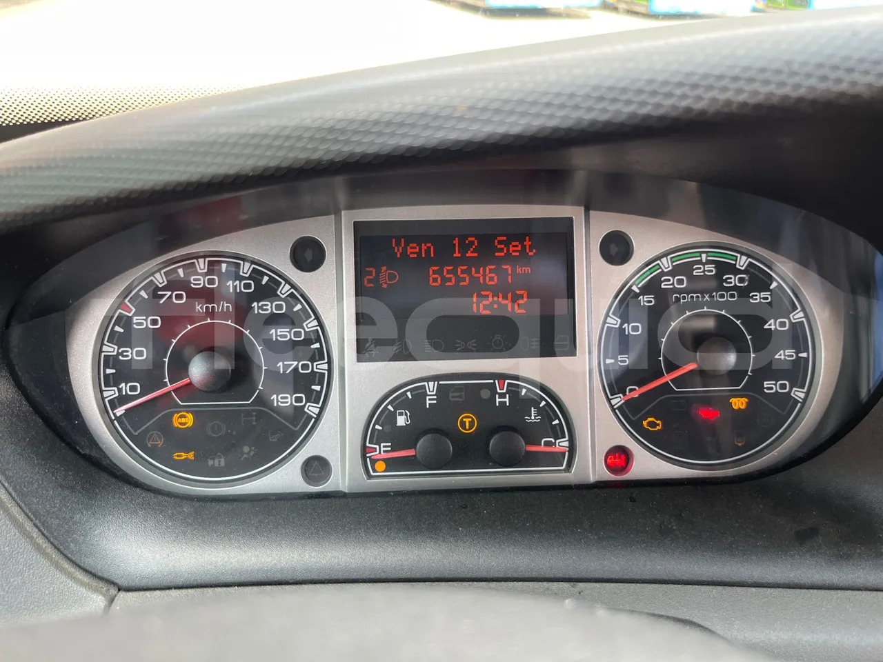 Iveco Daily - مركبة كوتش: صورة 3 Iveco Daily - مركبة كوتش: صورة 3