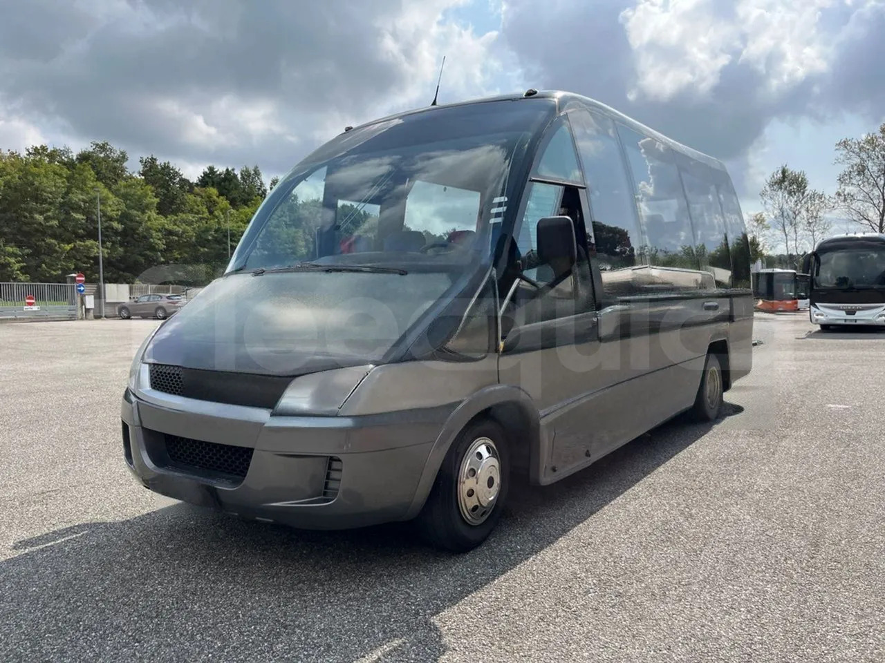 Iveco Daily - مركبة كوتش: صورة 4 Iveco Daily - مركبة كوتش: صورة 4