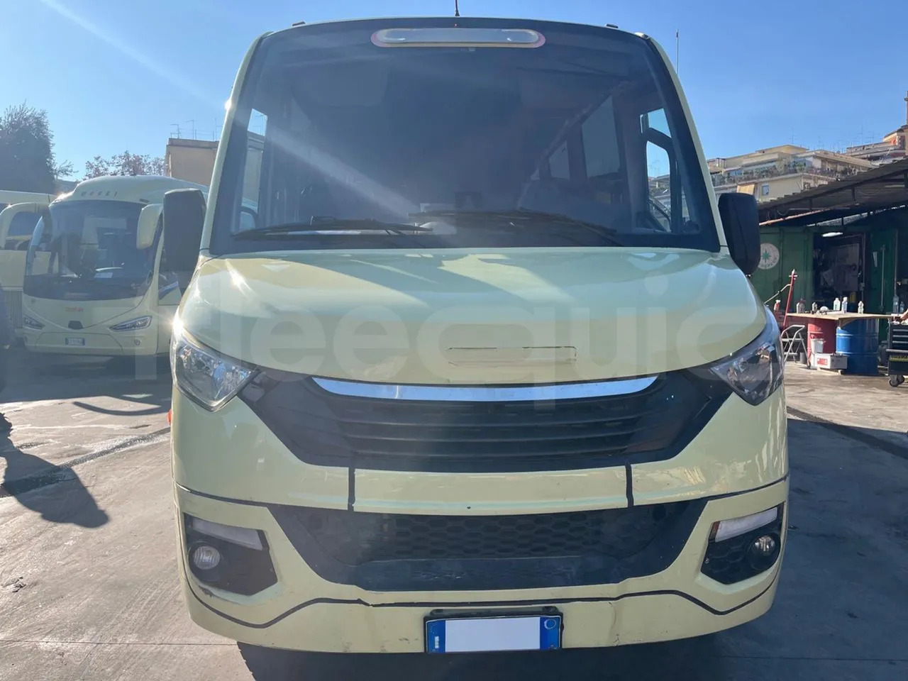 Iveco Daily - حافلة صغيرة, ميكروباص: صورة 2 Iveco Daily - حافلة صغيرة, ميكروباص: صورة 2