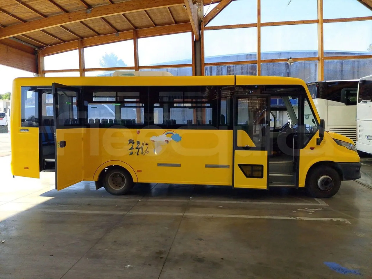 حافلة مدرسية Iveco Indcar: صورة 12 حافلة مدرسية Iveco Indcar: صورة 12