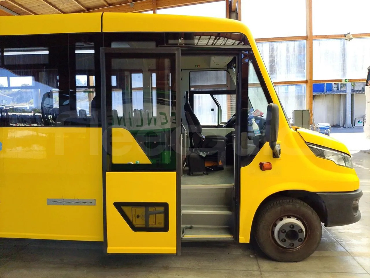 حافلة مدرسية Iveco Indcar: صورة 13 حافلة مدرسية Iveco Indcar: صورة 13