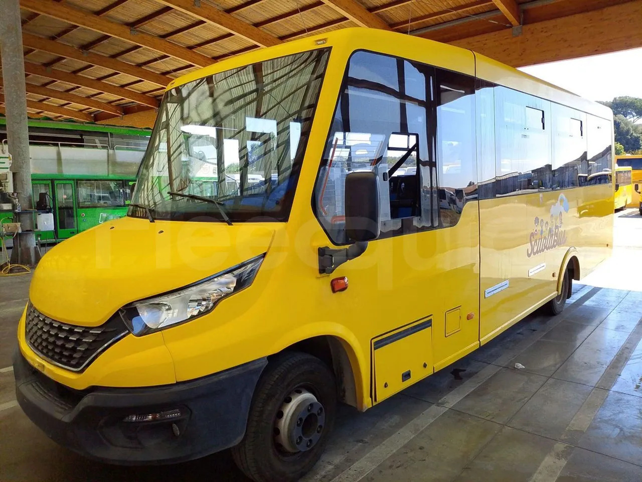 Iveco Indcar - حافلة مدرسية: صورة 4 Iveco Indcar - حافلة مدرسية: صورة 4