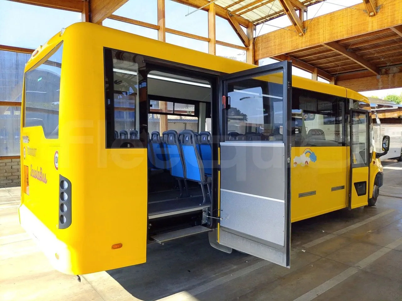 حافلة مدرسية Iveco Indcar: صورة 8 حافلة مدرسية Iveco Indcar: صورة 8