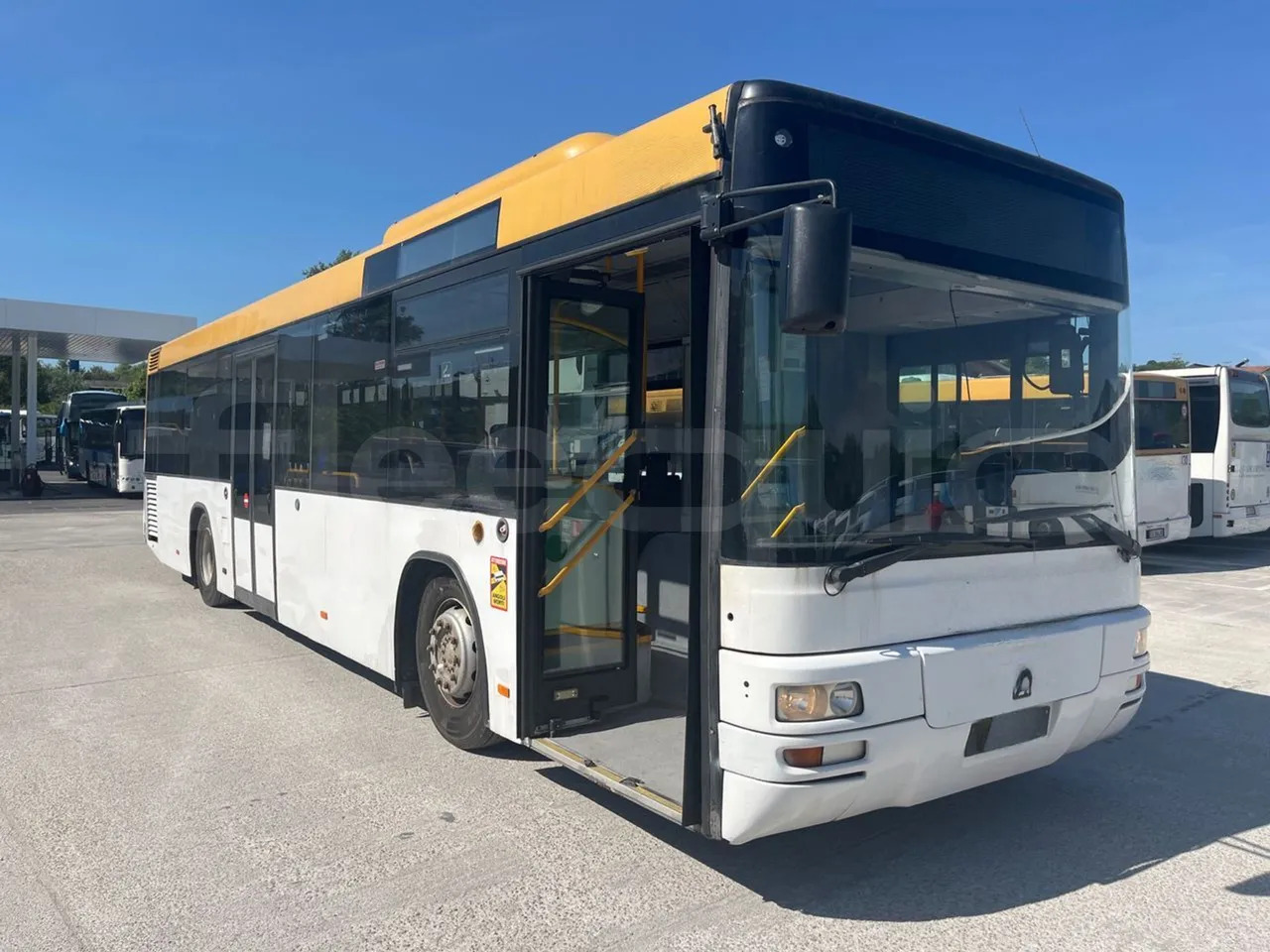 Man Lion's City T - حافلة سوبربان: صورة 1 Man Lion's City T - حافلة سوبربان: صورة 1