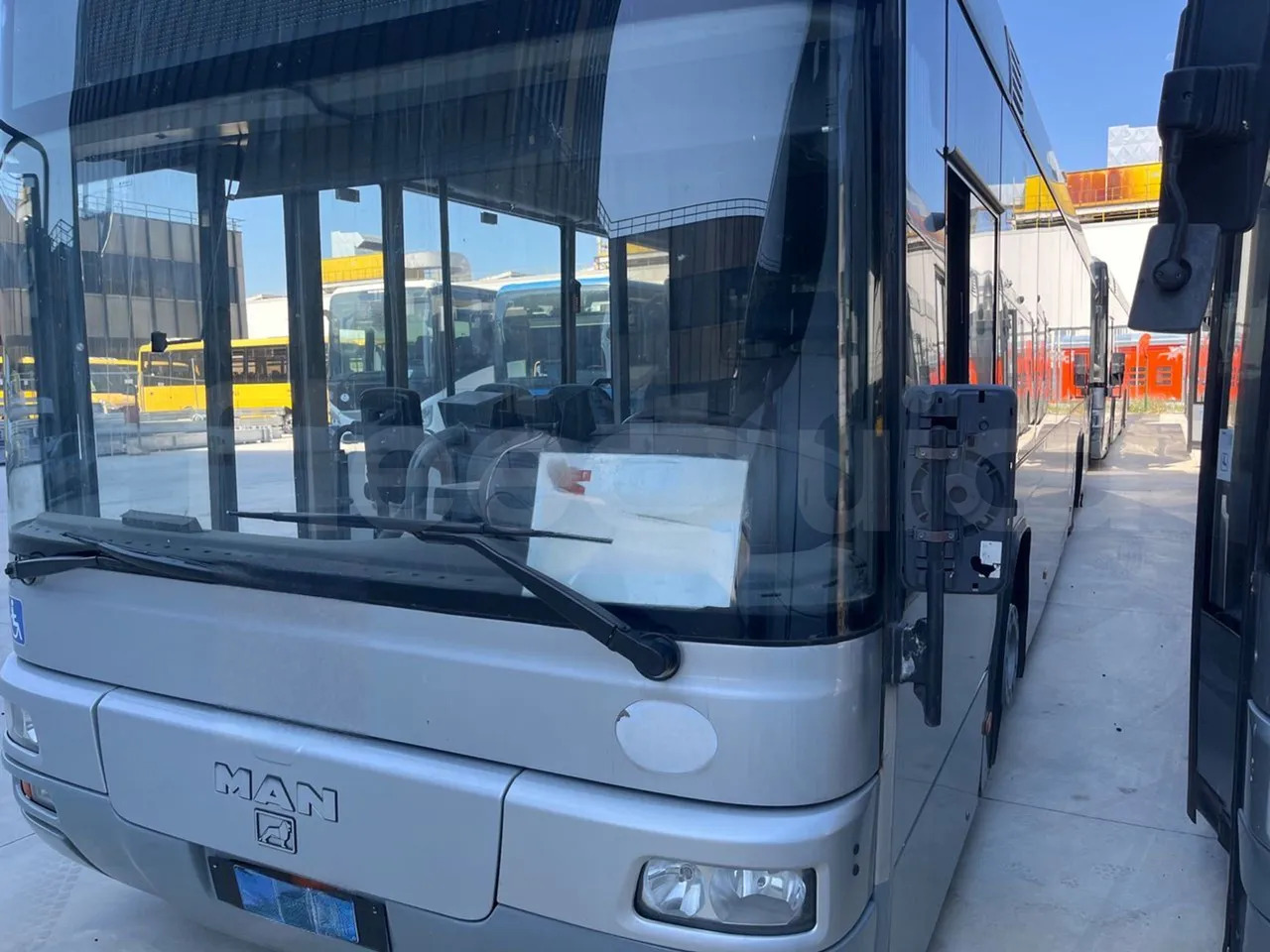 Man Lion's Classic - حافلة سوبربان: صورة 4 Man Lion's Classic - حافلة سوبربان: صورة 4