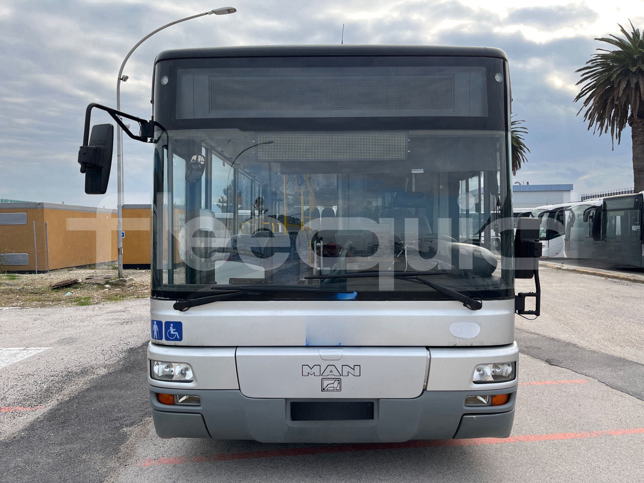 Man Lion's Classic - حافلة سوبربان: صورة 2 Man Lion's Classic - حافلة سوبربان: صورة 2