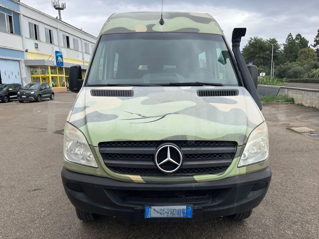 Mercedes-Benz Sprinter - حافلة صغيرة, حافلة سوبربان: صورة 2 Mercedes-Benz Sprinter - حافلة صغيرة, حافلة سوبربان: صورة 2