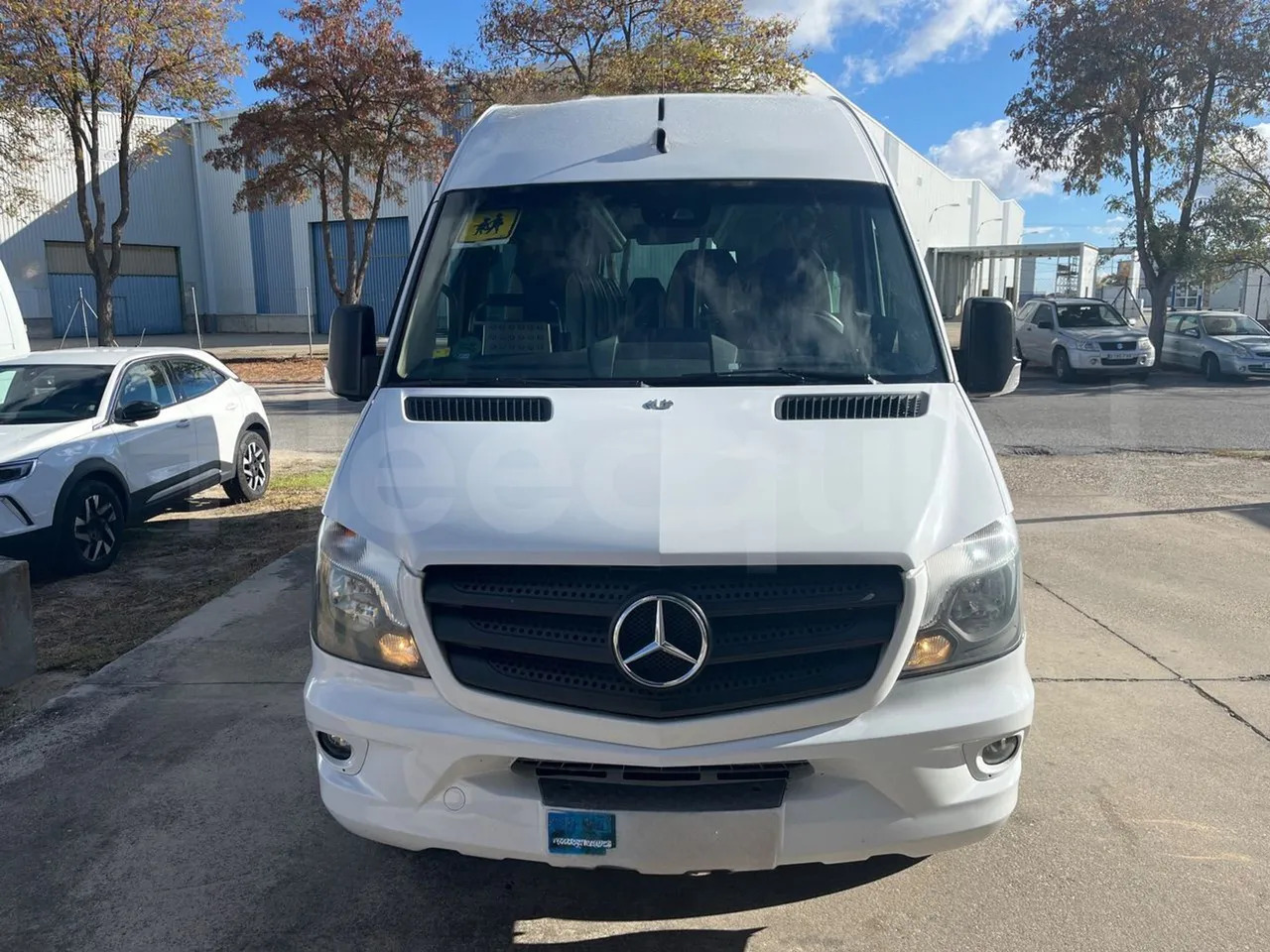 Mercedes-Benz Sprinter - مركبة كوتش: صورة 2 Mercedes-Benz Sprinter - مركبة كوتش: صورة 2