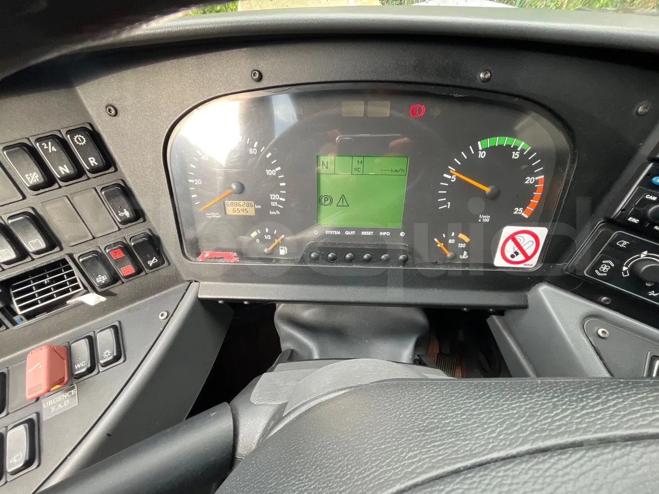 Mercedes-Benz Tourismo - مركبة كوتش: صورة 3 Mercedes-Benz Tourismo - مركبة كوتش: صورة 3